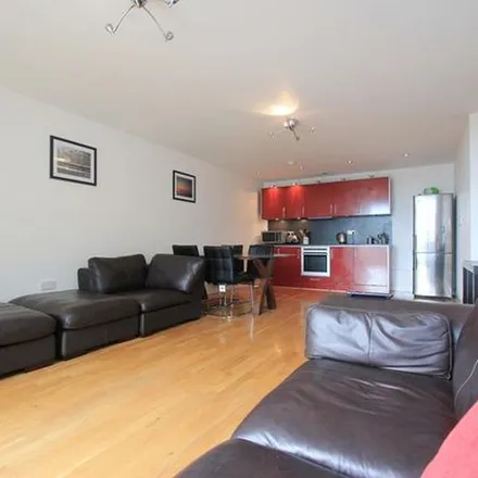 Rent this 2 bed apartment on Altolusso in Bute Terrace, Cardiff