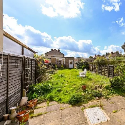 Rent this 3 bed townhouse on Selbourne Avenue in London, KT6 7NR