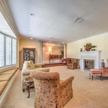Image 9 - 2025 West Silver, Las Vegas, NV 89102, USA - House for sale