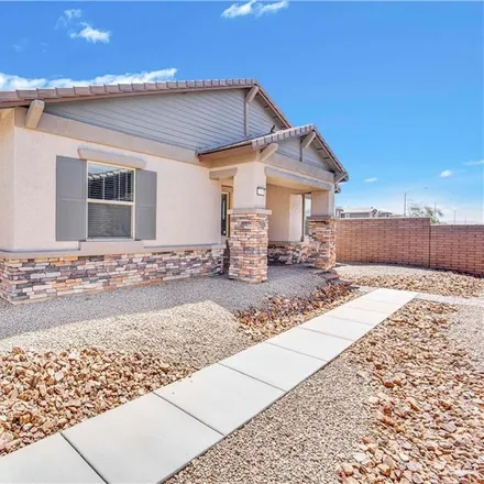 Image 3 - 4501 Old Canyon Court, North Las Vegas, NV 89081, USA - House for sale
