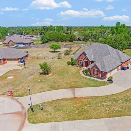 Image 6 - 150 Christopher Circle, Choctaw, OK 73020, USA - House for sale