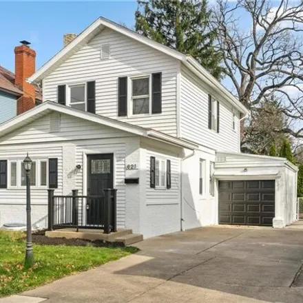 Buy this 3 bed house on 871 California Avenue in Oakmont, PA 15139