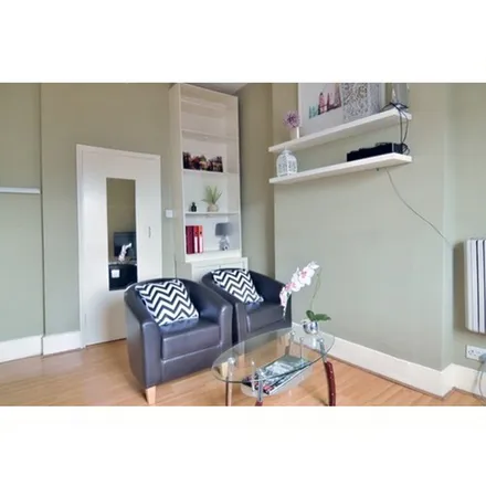 Image 2 - 11 Colville Terrace, London, W11 2BE, United Kingdom - Apartment for rent