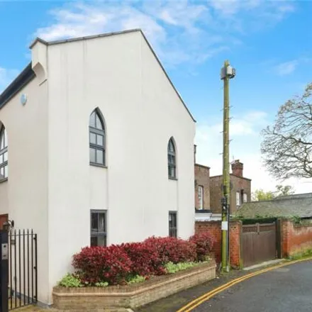 Image 2 - Brentwood Spiritualist Church, Primrose Hill, Warley, CM14 4DS, United Kingdom - Apartment for sale