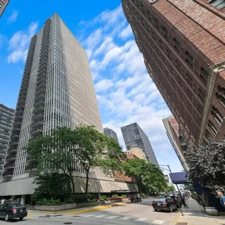 Buy this 3 bed condo on 200 East Delaware in 200 East Delaware Place, Chicago
