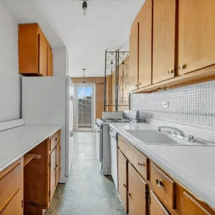 Image 7 - West 5th Street & W Brighton Avenue, West 5th Street, New York, NY 11224, USA - Condo for sale