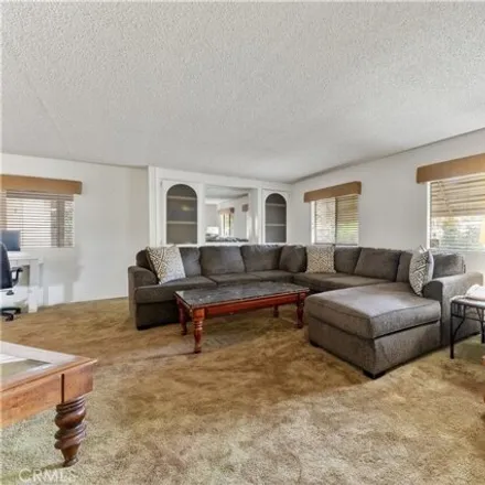 Image 4 - 17105 Aragon Drive, Riverside County, CA 92570, USA - Apartment for sale