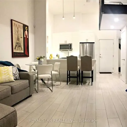 Image 5 - Musée Condos, 525 Adelaide Street West, Old Toronto, ON M5V 0N8, Canada - Townhouse for rent