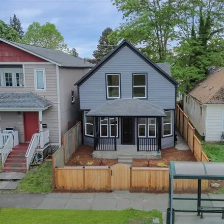 Buy this 5 bed house on 1020 South 23rd Street in Tacoma, WA 98405