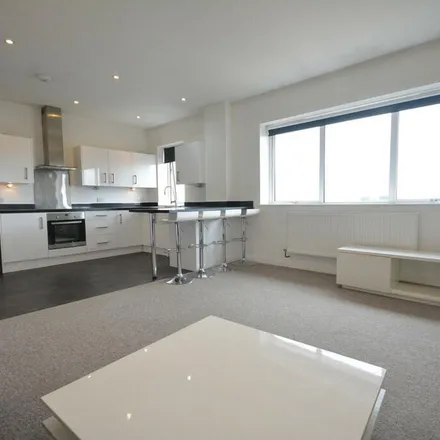Rent this 2 bed apartment on Court Street in Nottingham, NG7 5DT