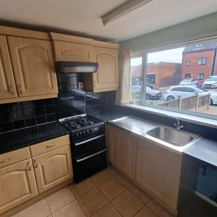 Image 9 - Lister Street, Willenhall, WV13 2HQ, United Kingdom - Apartment for rent