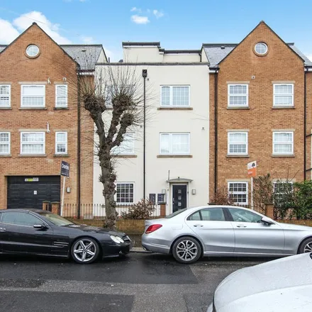Rent this 2 bed apartment on Semley Road in London, SW16 4PL