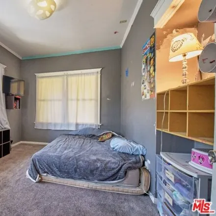 Image 3 - 971 3rd Ave, Los Angeles, California, 90019 - House for sale