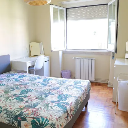 Rent this 1 bed apartment on Avenida Dom Rodrigo da Cunha 16 in 1700-112 Lisbon, Portugal