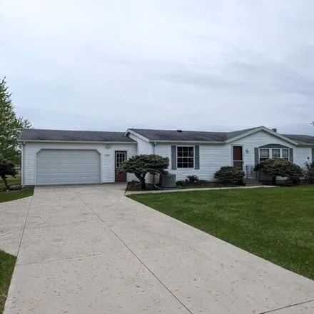 Buy this 3 bed house on 8610 SR 163 in Salem Township, OH 43449