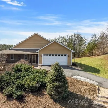 Buy this 3 bed house on 20 Reaston Ridge in Buncombe County, NC 28787