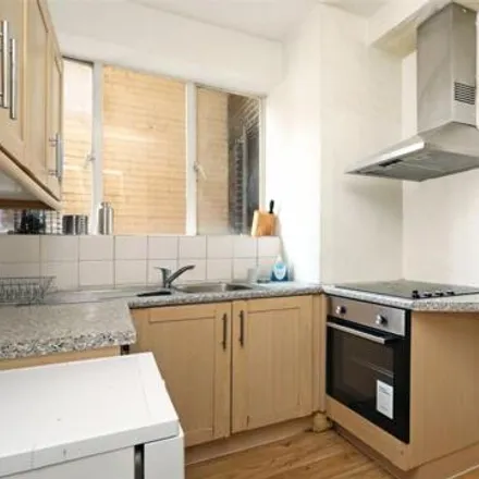 Image 7 - Wallace Court, 300-308 Old Marylebone Road, London, NW1 5RH, United Kingdom - Apartment for sale