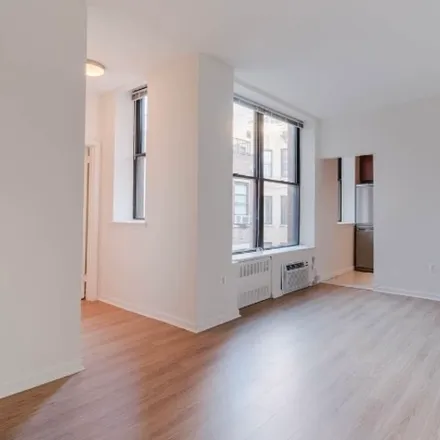 Image 3 - W 77th St, Unit 10D - Apartment for rent