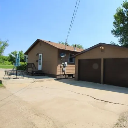 Buy this 3 bed house on 1666 1st Avenue Southeast in Minot, ND 58701