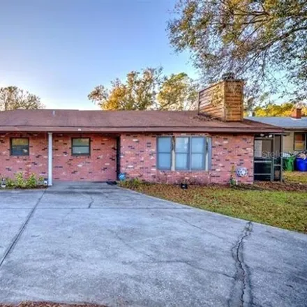 Rent this 2 bed house on 599 20th Street Southwest in Winter Haven, FL 33880