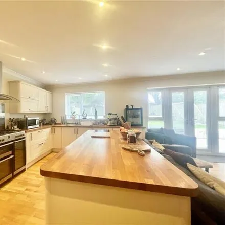 Image 7 - Moonrakers Way, Highcliffe-on-Sea, BH23 4RD, United Kingdom - House for sale