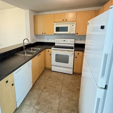 Rent this 3 bed condo on 2901 Riverside Drive