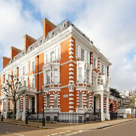 Image 6 - Elsham Road, London, W14 8DQ, United Kingdom - Townhouse for rent