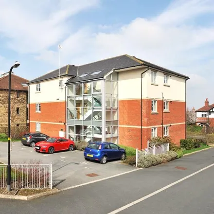 Rent this 2 bed apartment on Garden Mews in Harlow Hill, Harrogate