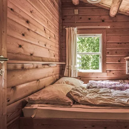 Rent this 2 bed house on Sparekassen Sjælland-Fyn in Bredgade, 4400 Kalundborg