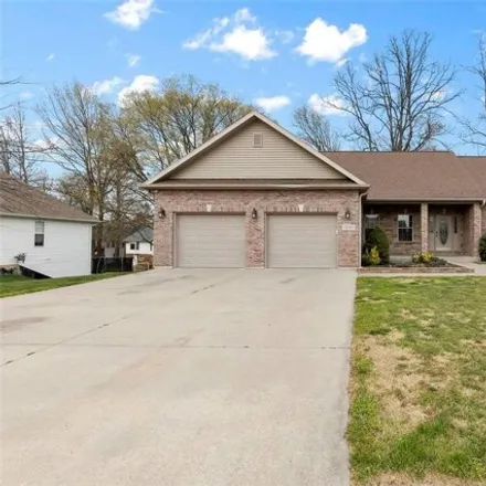 Buy this 4 bed house on Nottingham Lane in Cape Girardeau, MO 63701