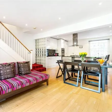 Image 6 - 423 Fulham Road, London, SW10 9EW, United Kingdom - Townhouse for sale