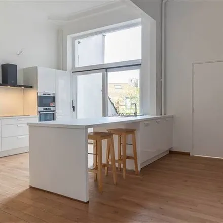 Rent this 3 bed apartment on Rue de la Brasserie - Brouwerijstraat 51 in 1050 Ixelles - Elsene, Belgium