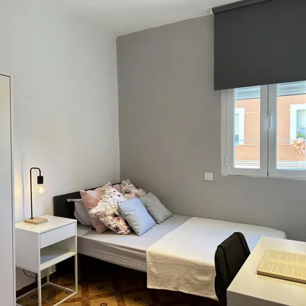 Image 9 - Calle de Julia Nebot, 28025 Madrid, Spain - Apartment for rent