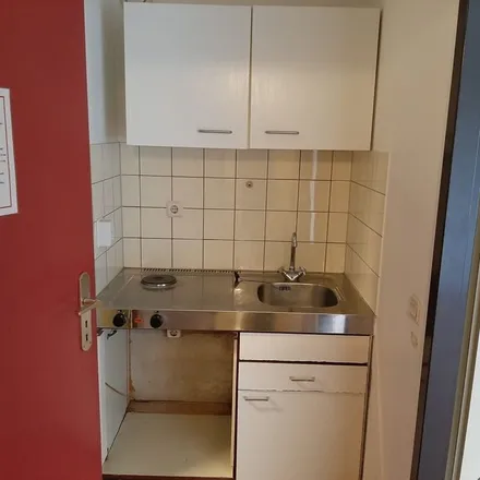 Rent this 1 bed apartment on Mauritsweg 157 in 3314 JG Dordrecht, Netherlands