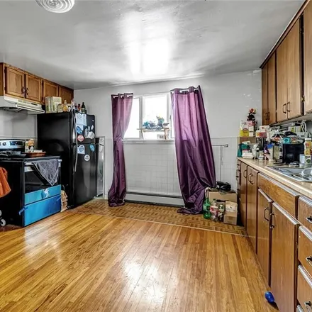 Image 4 - 175 Crocker Street, Village of Sloan, Buffalo, NY 14212, USA - Apartment for sale