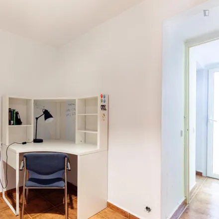 Image 2 - Carrer del Doctor Coll, 08001 Barcelona, Spain - Apartment for rent