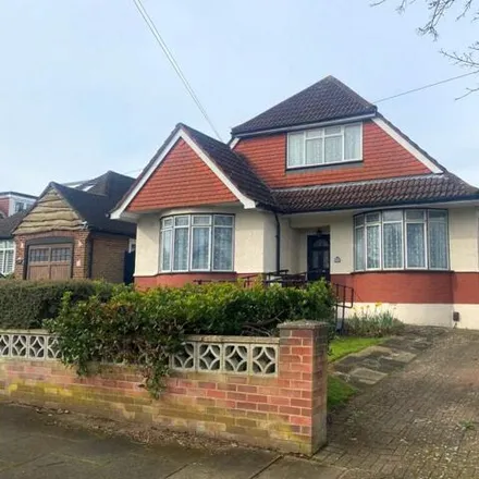 Buy this 5 bed house on Haileybury Road in London, BR6 9HY
