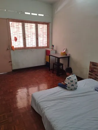 Rent this 1 bed apartment on Gerai Makanan & Minuman Jalan 21/19 in Jalan 21/19, SEA Park