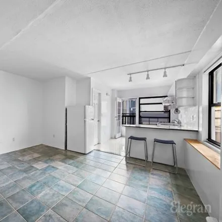 Image 1 - 200 Bowery Apt 5E, New York, 10012 - House for rent