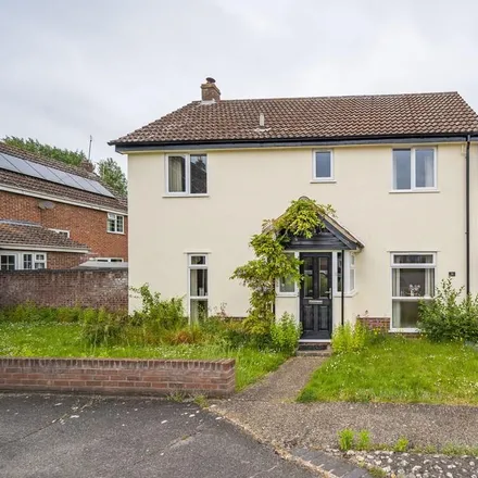 Rent this 4 bed house on Shaw Road in Bull Lane, Long Melford