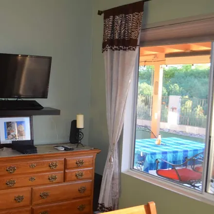 Rent this 3 bed house on Oro Valley