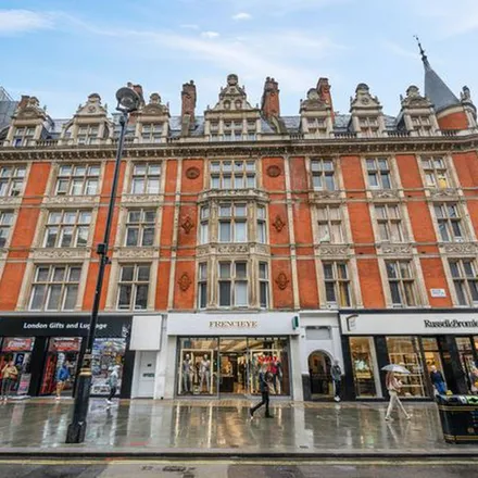 Rent this 1 bed apartment on Oxford Street in London, W1C 2QQ
