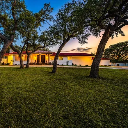 Image 4 - 1217 Virginia Drive, Kerrville, TX 78028, USA - House for sale