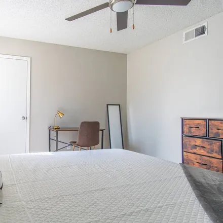 Image 4 - Dallas, TX - Apartment for rent