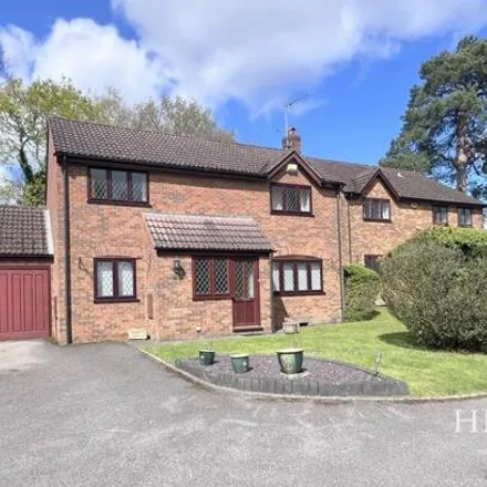 Image 1 - 5 Clifton Gardens, Dudsbury, BH22 9BE, United Kingdom - House for sale