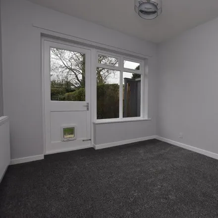 Image 4 - Primley Park Grove, Leeds, LS17 7LW, United Kingdom - Duplex for rent