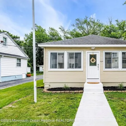 Rent this 3 bed house on 509 Monmouth Avenue in Ocean Gate, NJ 08740