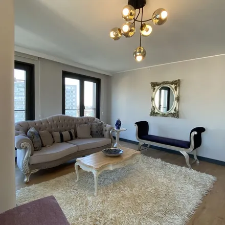 Rent this 3 bed apartment on Emirgazi Caddesi in 34400 Kâğıthane, Turkey