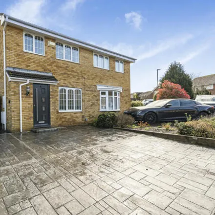 Buy this 4 bed duplex on 15 Hardwick Close in Oldland Common, BS30 8YJ