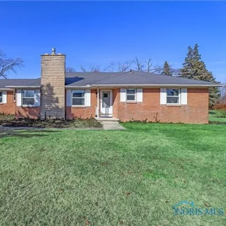 Buy this 3 bed house on 6134 Five Point Road in Stony Ridge, Wood County